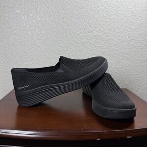 Skechers Women’s Relaxed Fit Arch Laguna Adore Her Slip On Sneakers Air Cooled 9